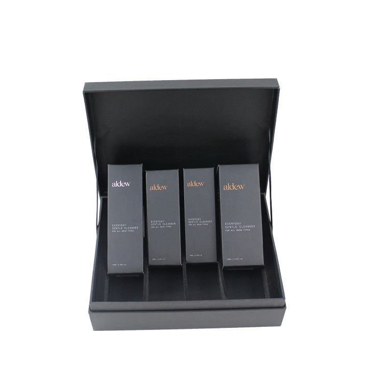 Cajas de regalo cosméticos con tapa magnética negra para conjuntos de productos de cuidado de la piel de lujo Embalaje