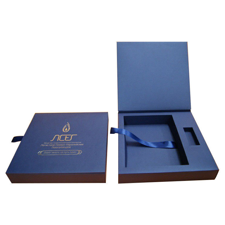 Cajas de perfumes rosas y negras para regalos personalizados con tapas magnéticas y cinta