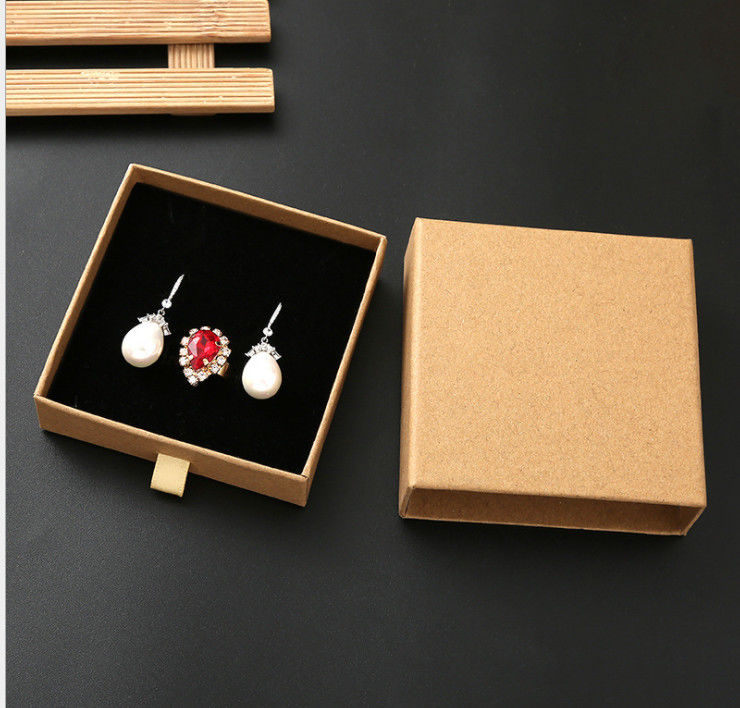 Joyería Envío Cajas de embalaje de cartón Para el lujo de compromiso Brazalete Collar tamaño pequeño