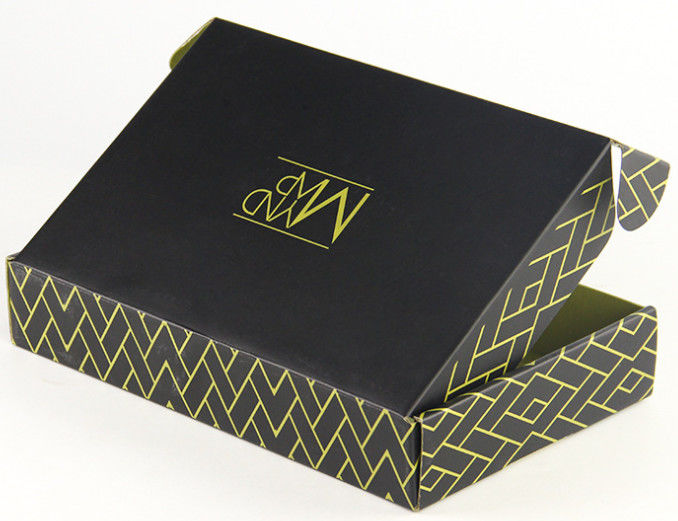 7x5x2 acanaló las cajas coloreadas del anuncio publicitario para el envío del paño de la ropa