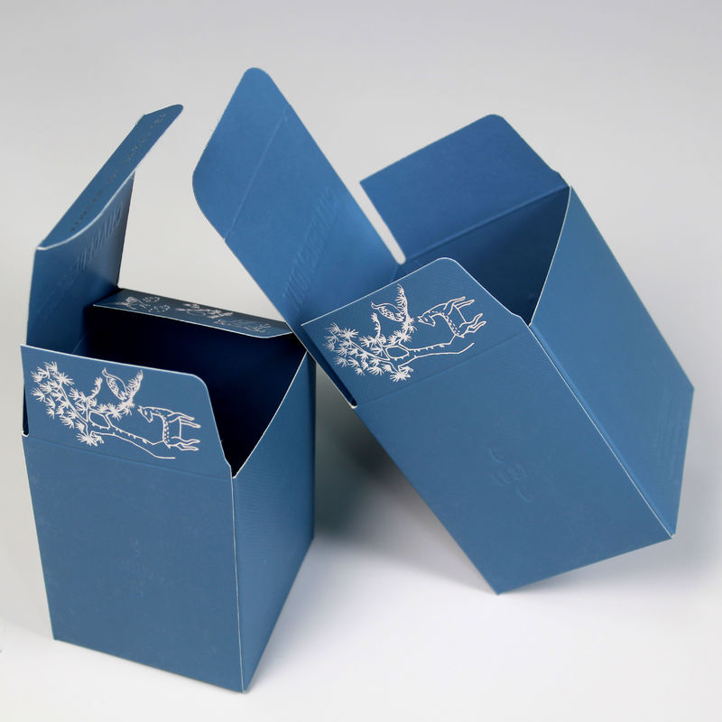 Caja única de productos de belleza azul para envases de cuidado de la piel de lujo cerca de mí