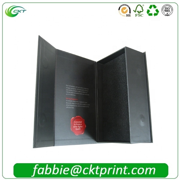 Papel de cartón corrugado con laminación / barniz brillante