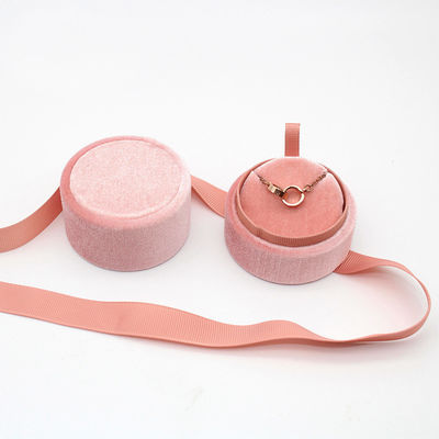 Caja de Ring Jewelry Velvet Custom Packaging con el paquete del regalo de la cinta