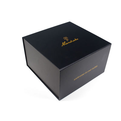 Envasado de regalo negro Envasado de caja cosmética personalizada
Fabricante de cajas de embalaje personalizadas